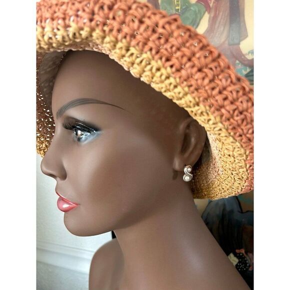 T&Co. 925 Pearl Earrings - Picture 9 of 9